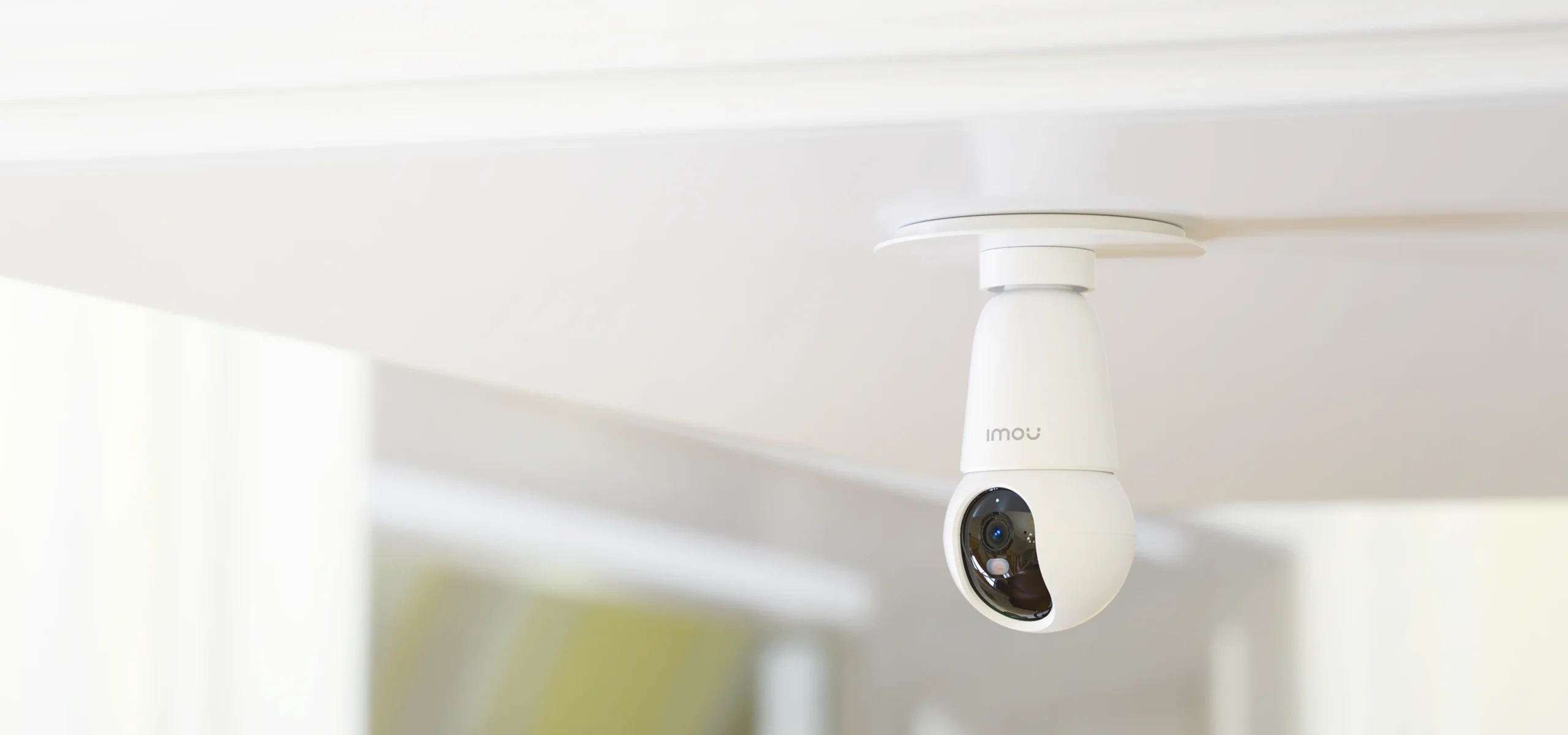 IMOU Bulb Cam 2C 3MP 2-in-1 bulb and security camera